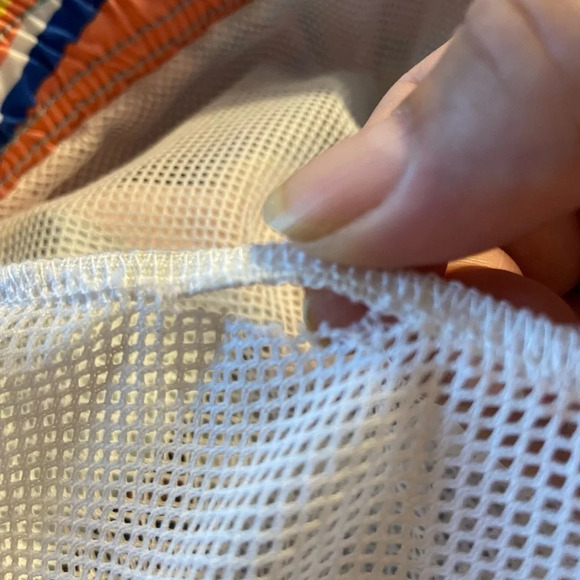 Mens swimming trunks
BIN 31 - Picture 5 of 5